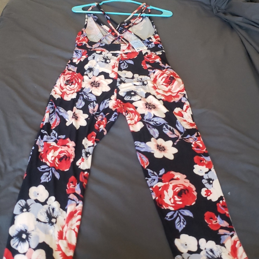 Jumpsuit - Picture 2 of 4